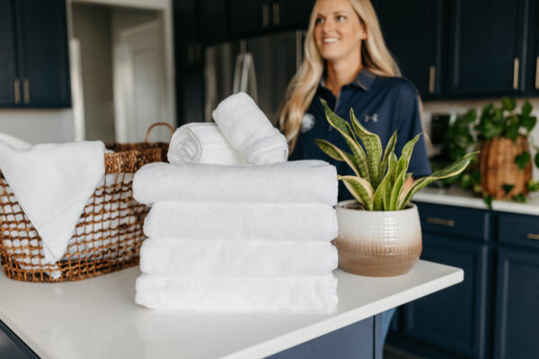 Why Businesses in Bellevue, KY Rely on Professional Laundry Services